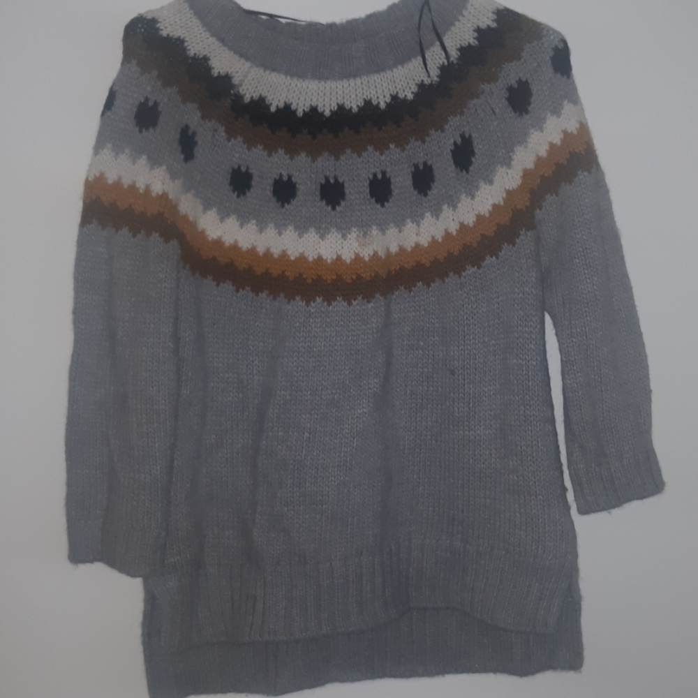 3/4 sleeve sweater